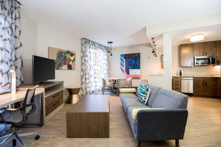Double Suite