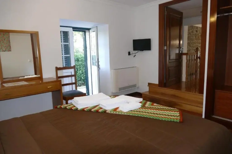 Standard Double room with mountain view