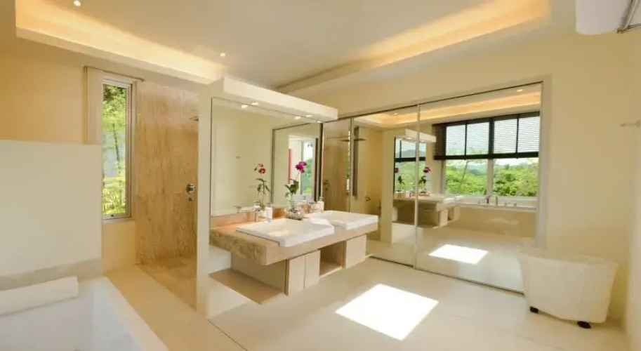 Layan Sea View Villlas