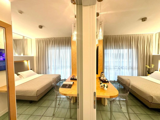 Hotel Club House