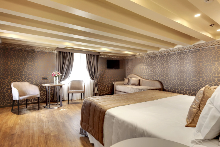 Hotel Dona Palace