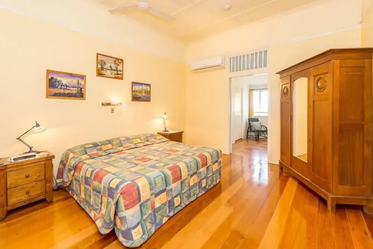 Standard room with harbour view