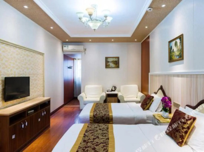 Gongbaofu Hotel