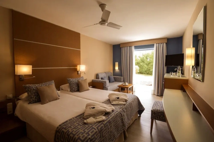 Classic Double room with sea view