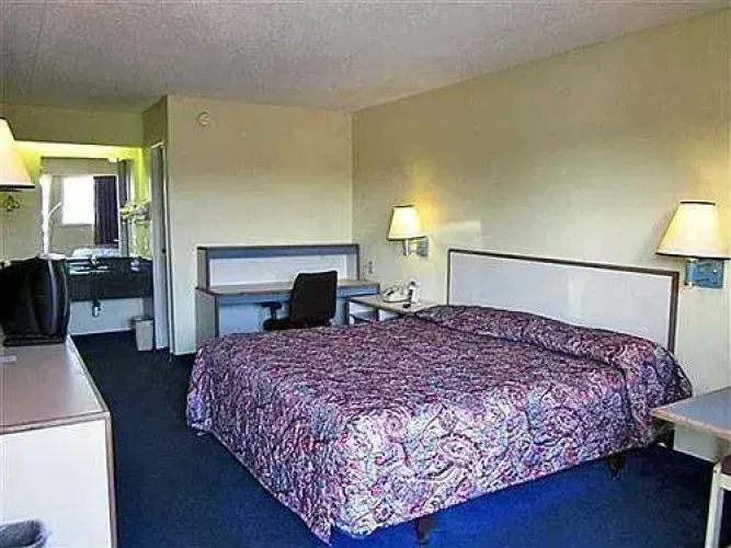 Motel 6 Saginaw - Frankenmuth