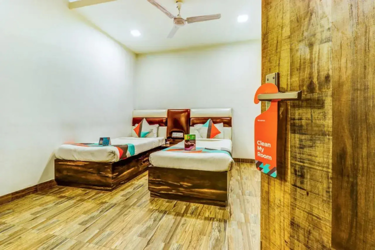 FabHotel Travellers Inn Gomti Nagar