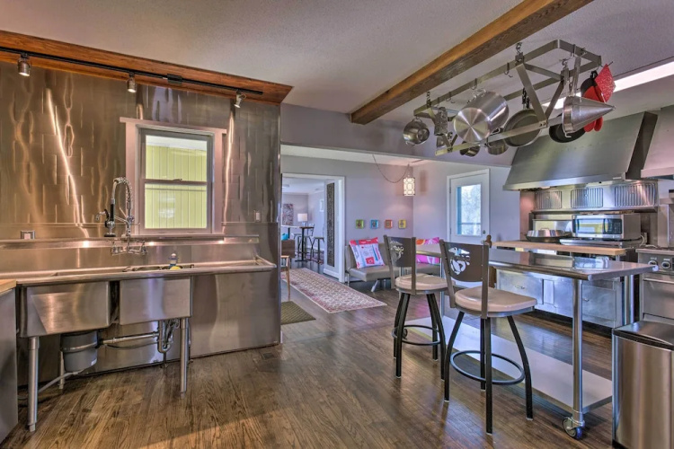 Riverfront New Bern House: Gourmet Kitchen & View!
