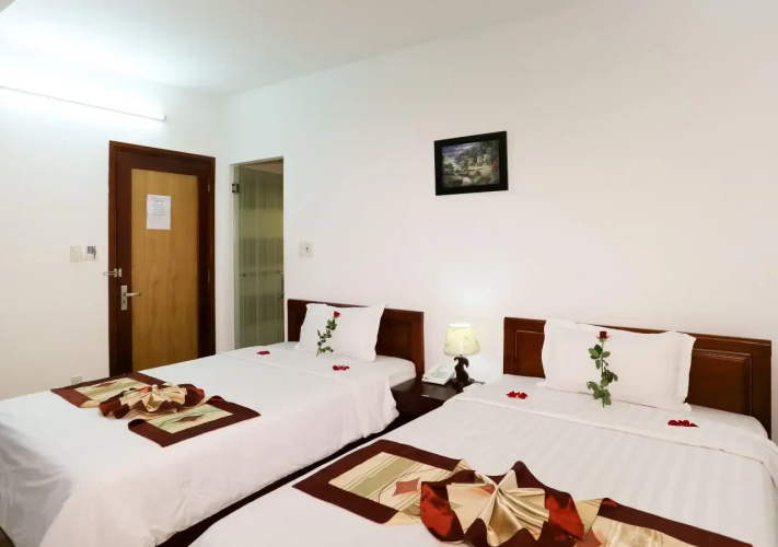 Little Gold Hotel