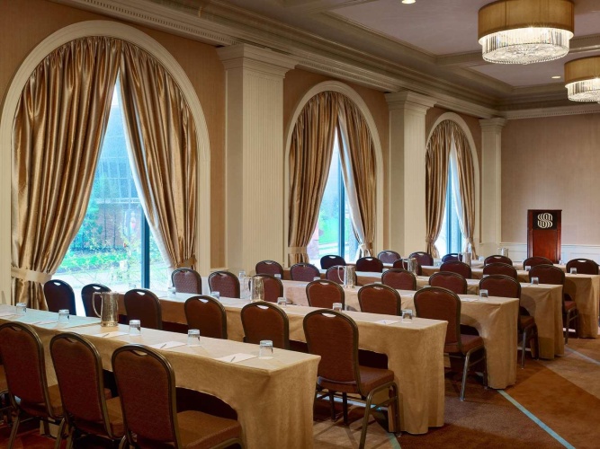 Royal Sonesta Harbor Court Baltimore photo 17