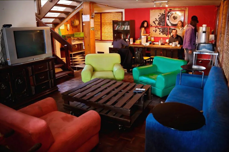 Blue House Youth Hostel