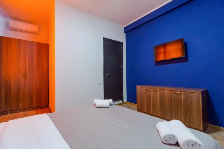 Komuna Hostel & Hotel
