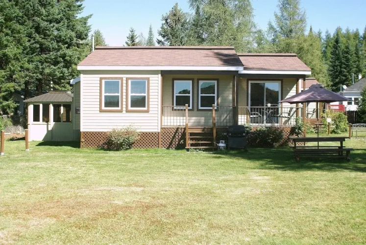 2 Bedrooms Classic Chalet