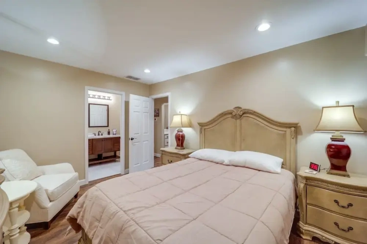 3 Bedrooms Apartment with balcony