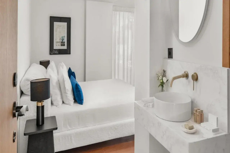 Athenaeum Palace & Luxury Suites