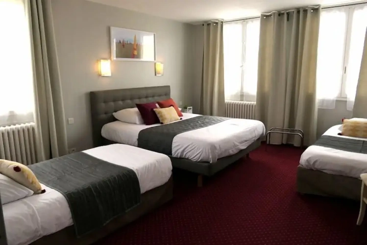Standard Quadruple room