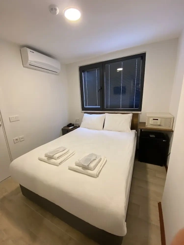 Deluxe Single room