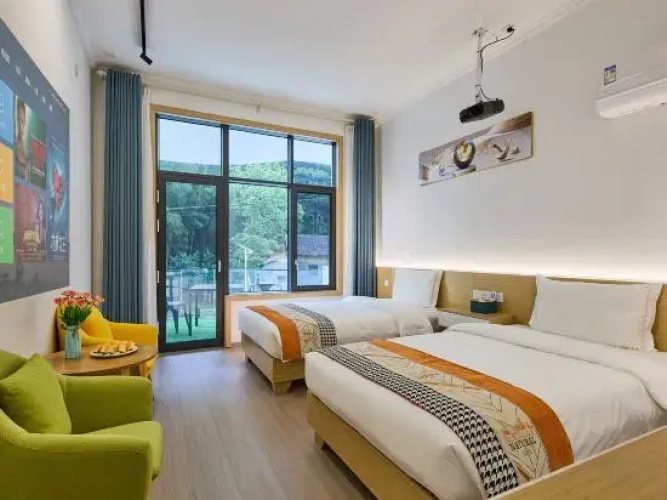 Jing County is a bed and breakfast