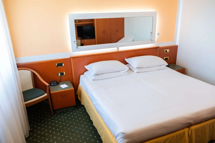 Jet Hotel, Sure Hotel Collection By Best Western photo 6