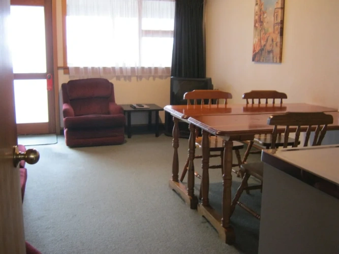 1 Bedroom Standard Suite