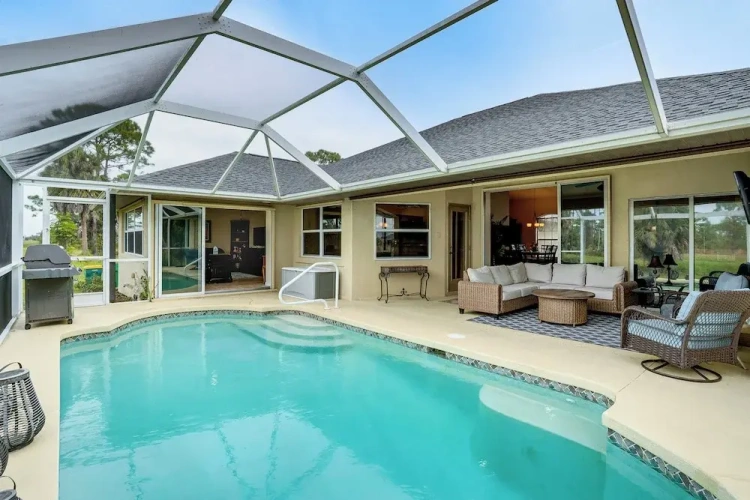 3 Bedrooms Cottage