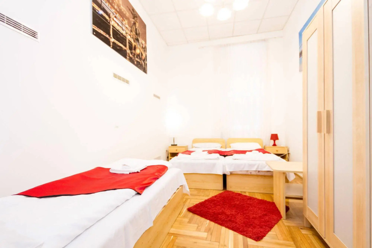 Like Home Opera Apartments