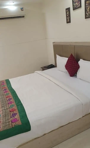 Superior Double room with city view