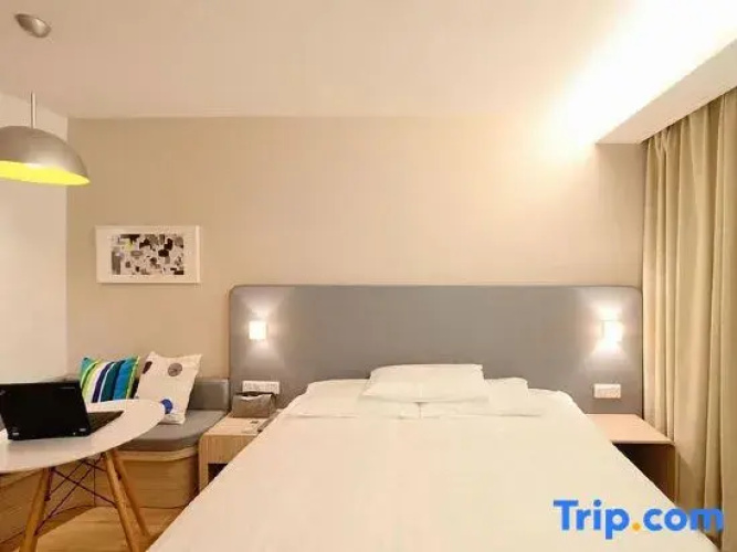Zhengding Baoming Apartment