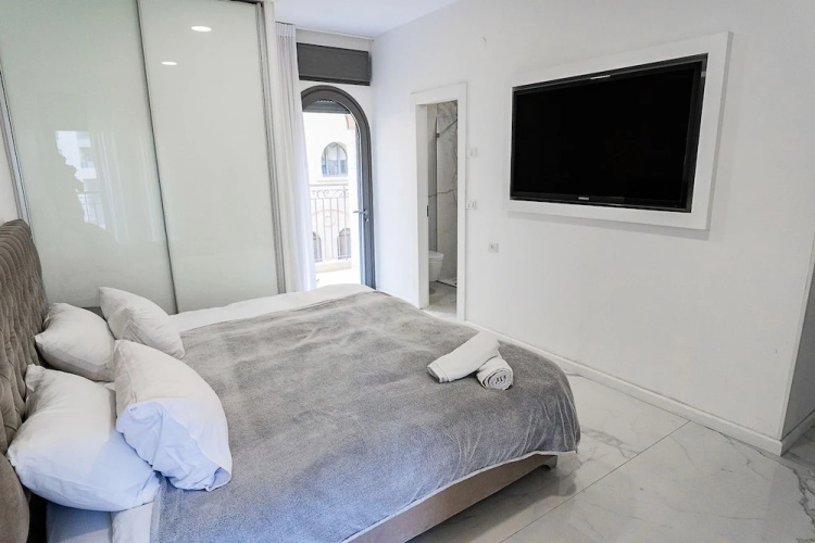 Harav Kuk Residence
