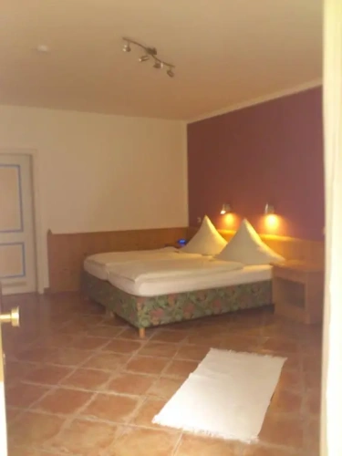 Standard Single room with lake view