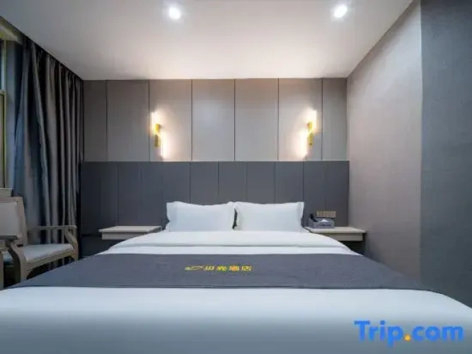 Double Attic Suite