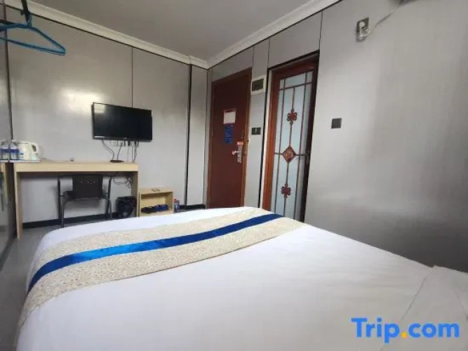 Standard Sextuple room