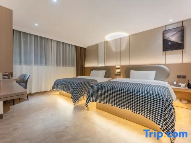 1 Bedroom Twin Attic Suite