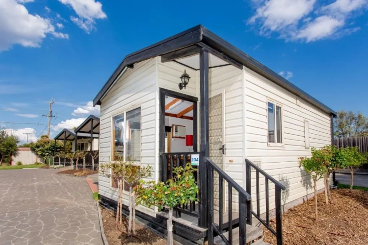 1 Bedroom Deluxe Cottage
