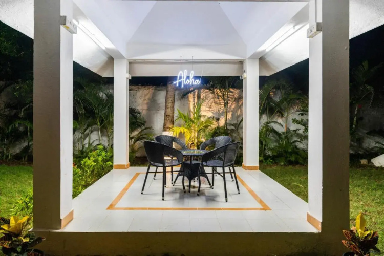 Truliv Villa Cabana