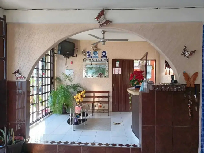 Hotel Mariposa