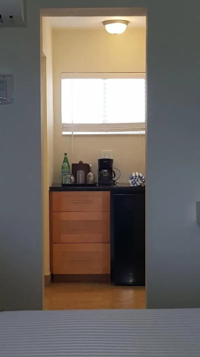Le Cabanon Motel
