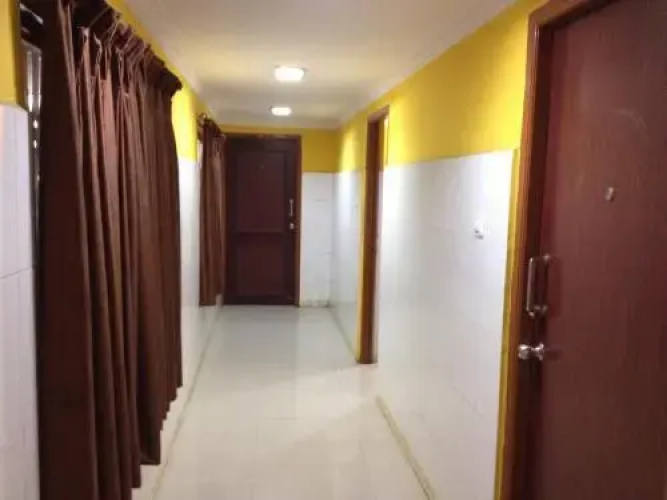 M J Guest House