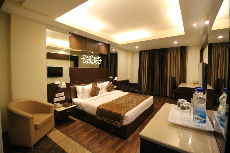 Standard Club room