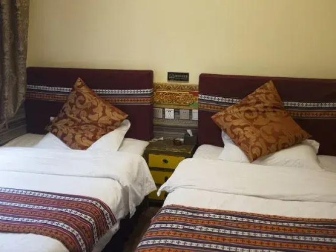 Gesang Huaxiang Hotel