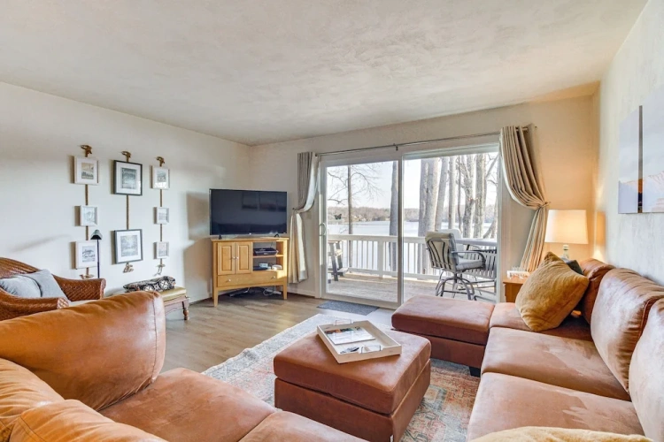 3 Bedrooms Apartment with balcony