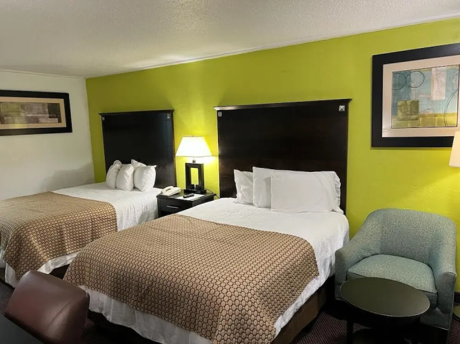 Driftwood Inn