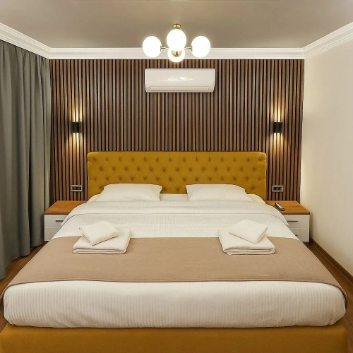 Standard Double room with city view