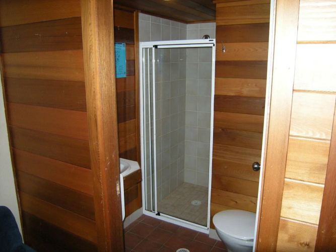 Aneeki Ski Lodge