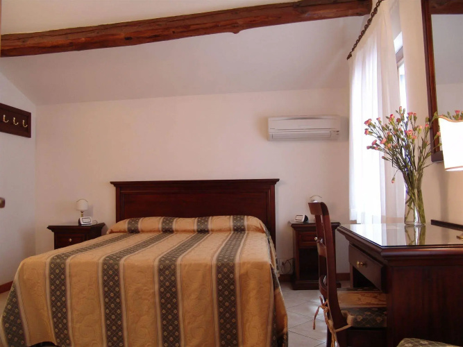 Casa Cosmo Lodging House