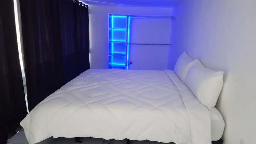 Hotel Oasis Inn