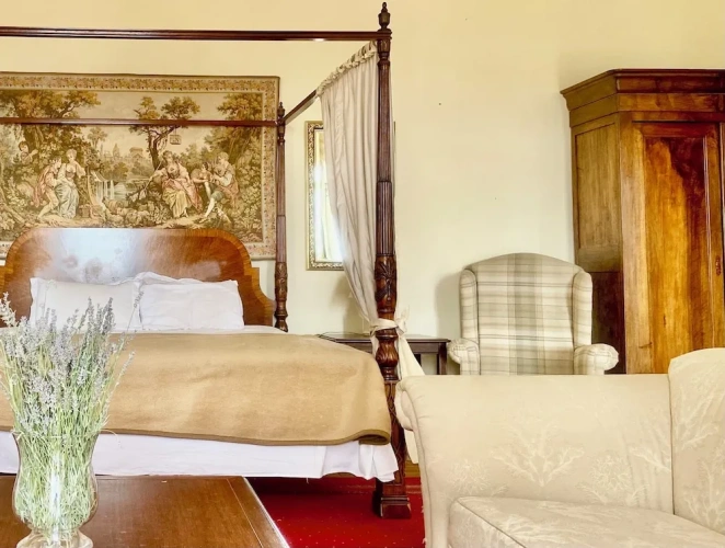 Deluxe Twin Suite