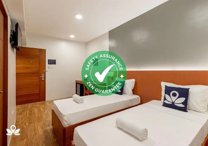 IHotel Uptown BGC
