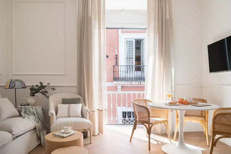 MYLU SUITES by PUERTA CATEDRAL