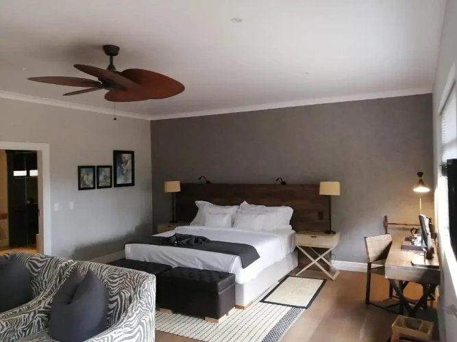 Standard Family room