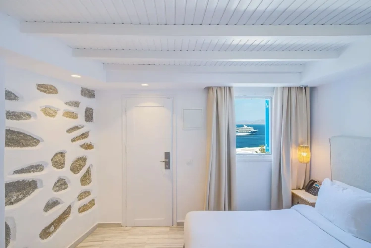 Superior Quadruple room with sea view